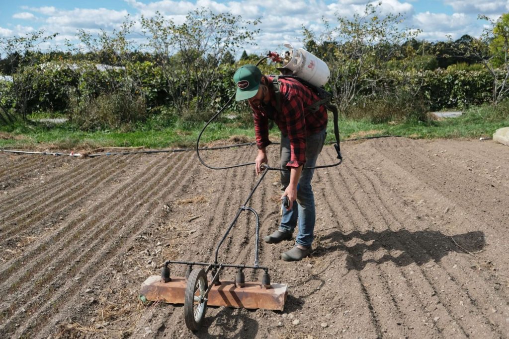 Pyrodésherbeur outils agricole