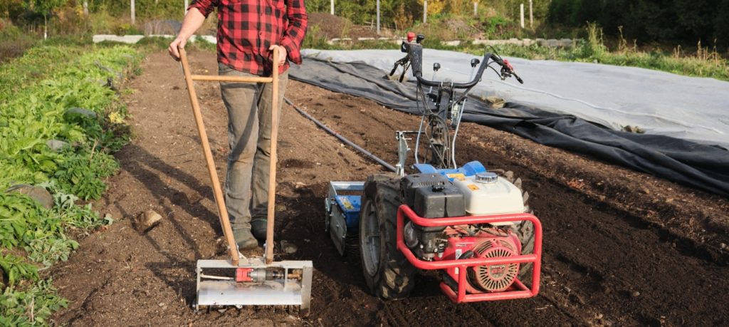 Herse rotative vs petit rotoculteur